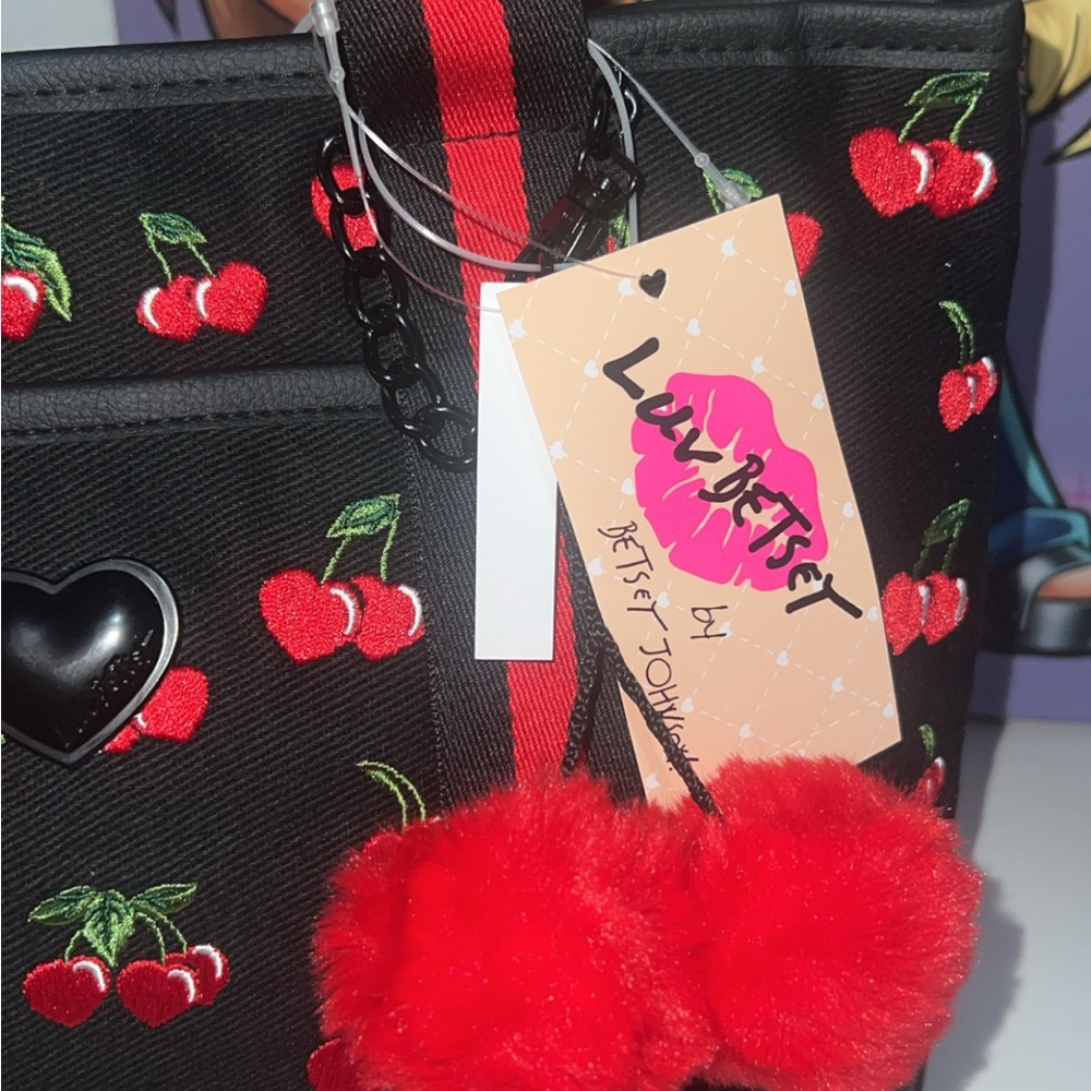 Cherry tote - Picture 3 of 3